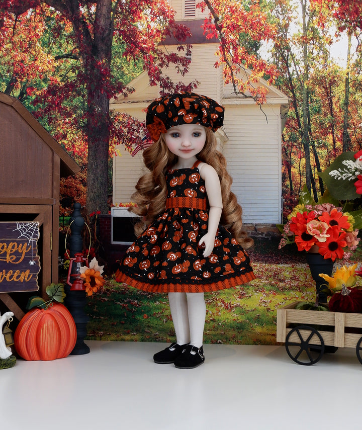 Haunting Halloween - dress with shoes for Ruby Red Fashion Friends doll