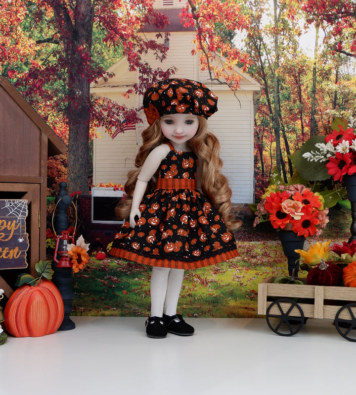 Haunting Halloween - dress with shoes for Ruby Red Fashion Friends doll