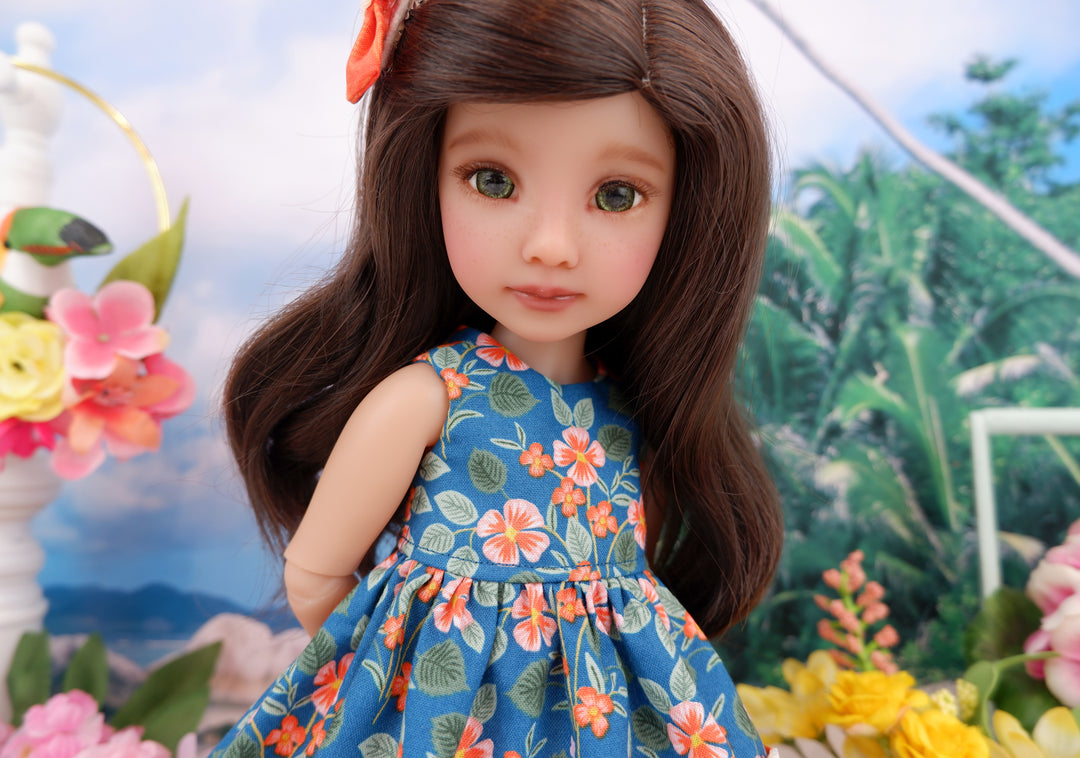 Hawaiian Dream - dress with sandals for Ruby Red Fashion Friends doll