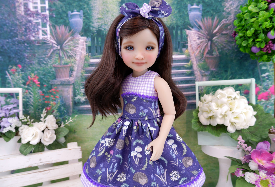 Hedgehog Hollow - dress and sandals for Ruby Red Fashion Friends doll
