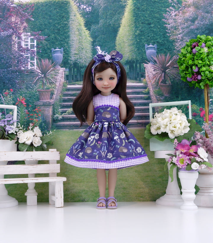 Hedgehog Hollow - dress and sandals for Ruby Red Fashion Friends doll