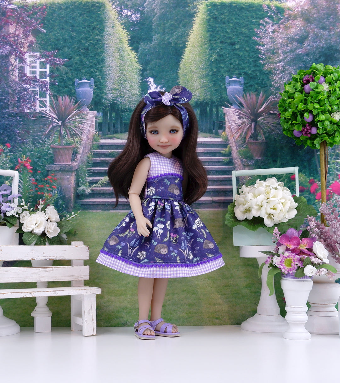 Hedgehog Hollow - dress and sandals for Ruby Red Fashion Friends doll