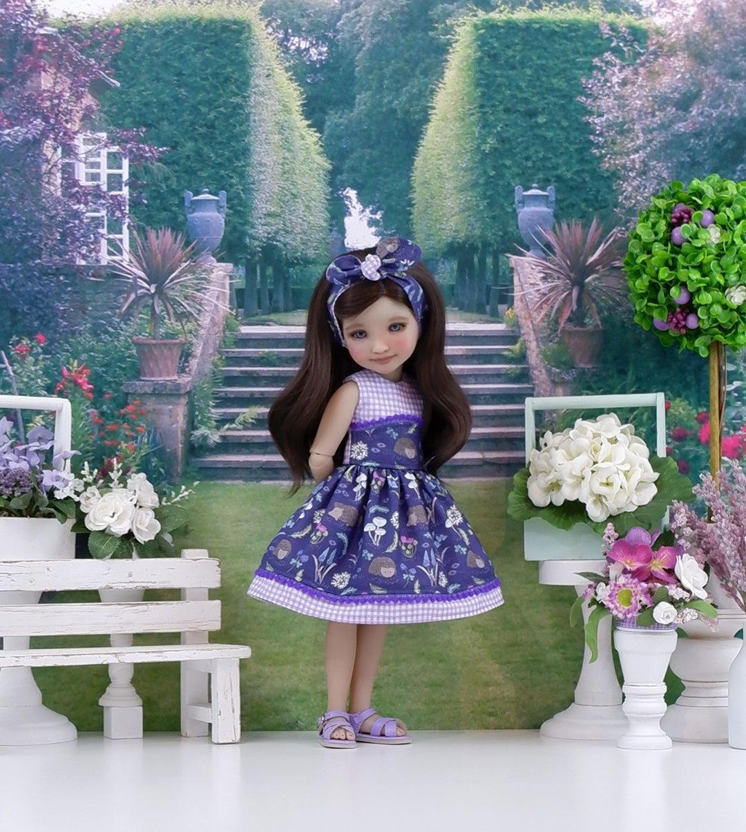 Hedgehog Hollow - dress and sandals for Ruby Red Fashion Friends doll