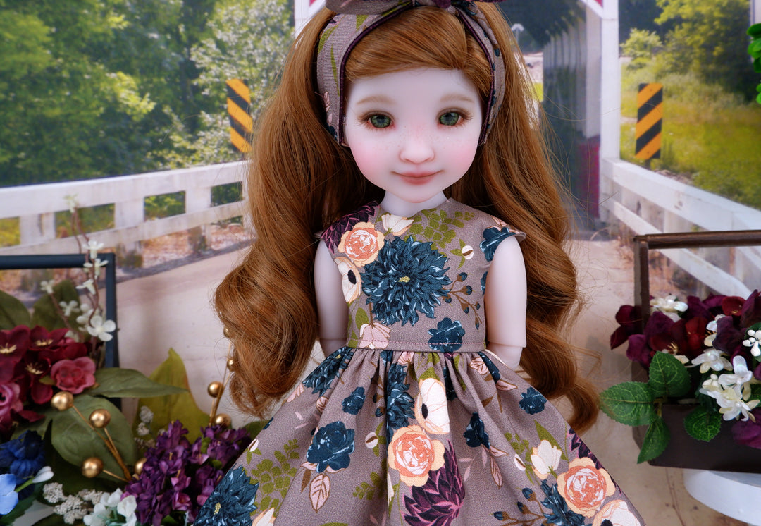 Heirloom Mum - dress with sandals for Ruby Red Fashion Friends doll