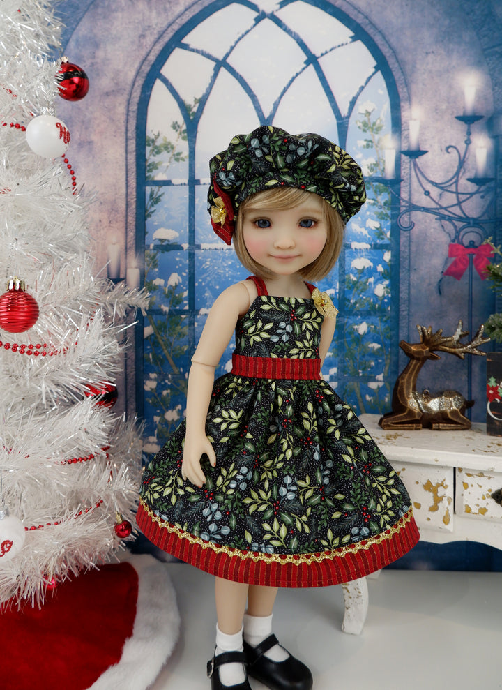 Holly Greenery - dress with shoes for Ruby Red Fashion Friends doll