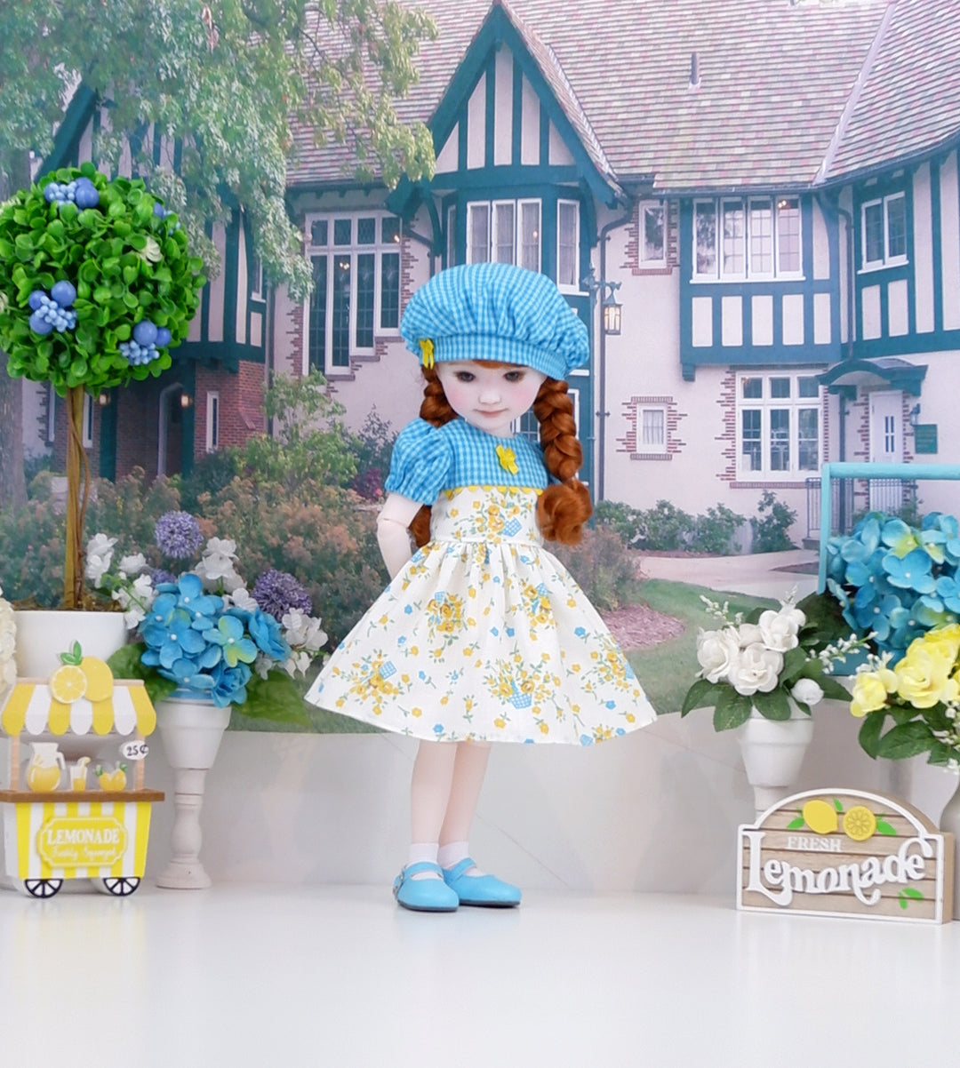 Honeysuckle Basket - dress with shoes for Ruby Red Fashion Friends doll