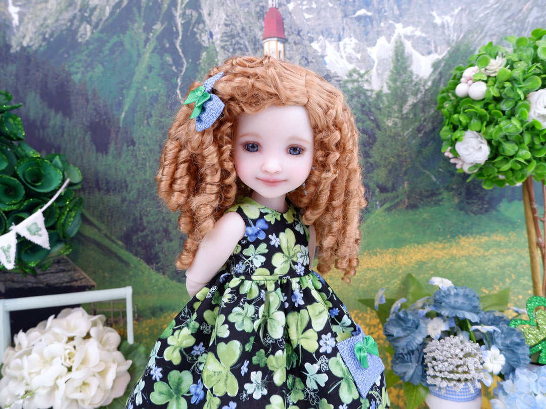 Irish Lass - dress with sandals for Ruby Red Fashion Friends doll