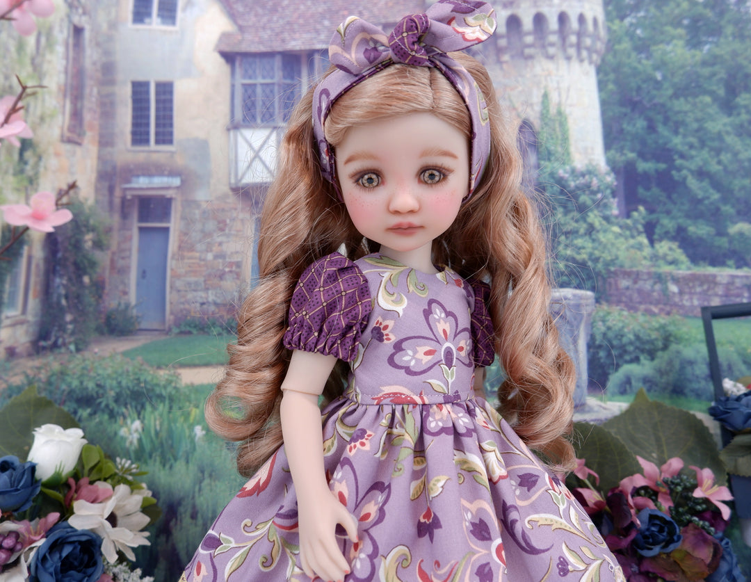 Jacobean Countryside - dress and boots for Ruby Red Fashion Friends doll