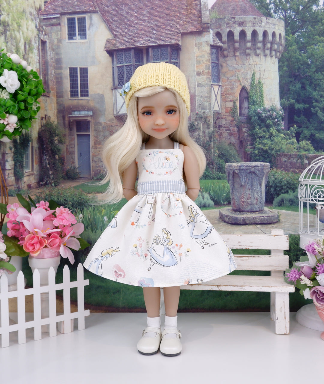Just Alice - dress and sweater with shoes for Ruby Red Fashion Friends doll