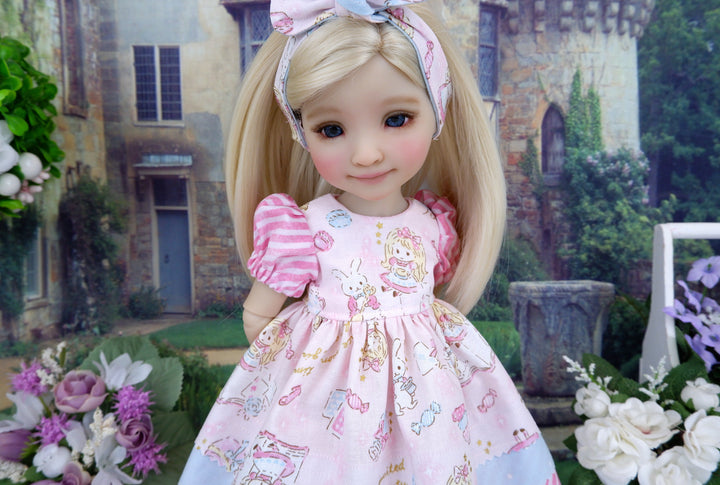 Kawaii Alice - dress with boots for Ruby Red Fashion Friends doll