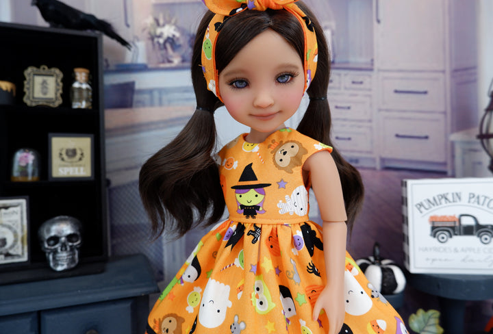 Kawaii Halloween - dress with shoes for Ruby Red Fashion Friends doll