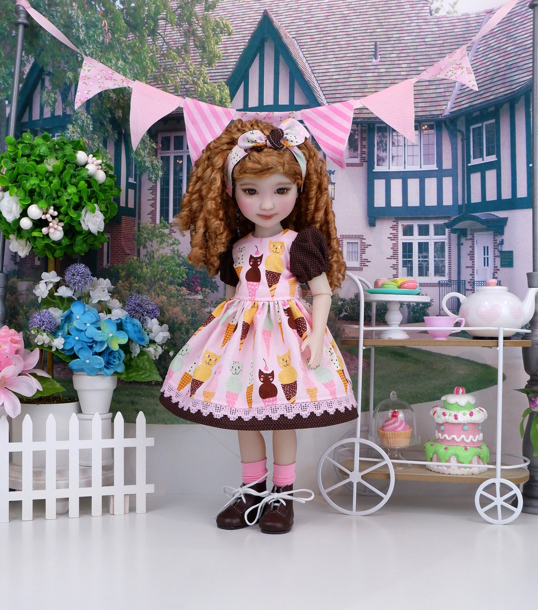 Kitty Sundae - dress and boots for Ruby Red Fashion Friends doll