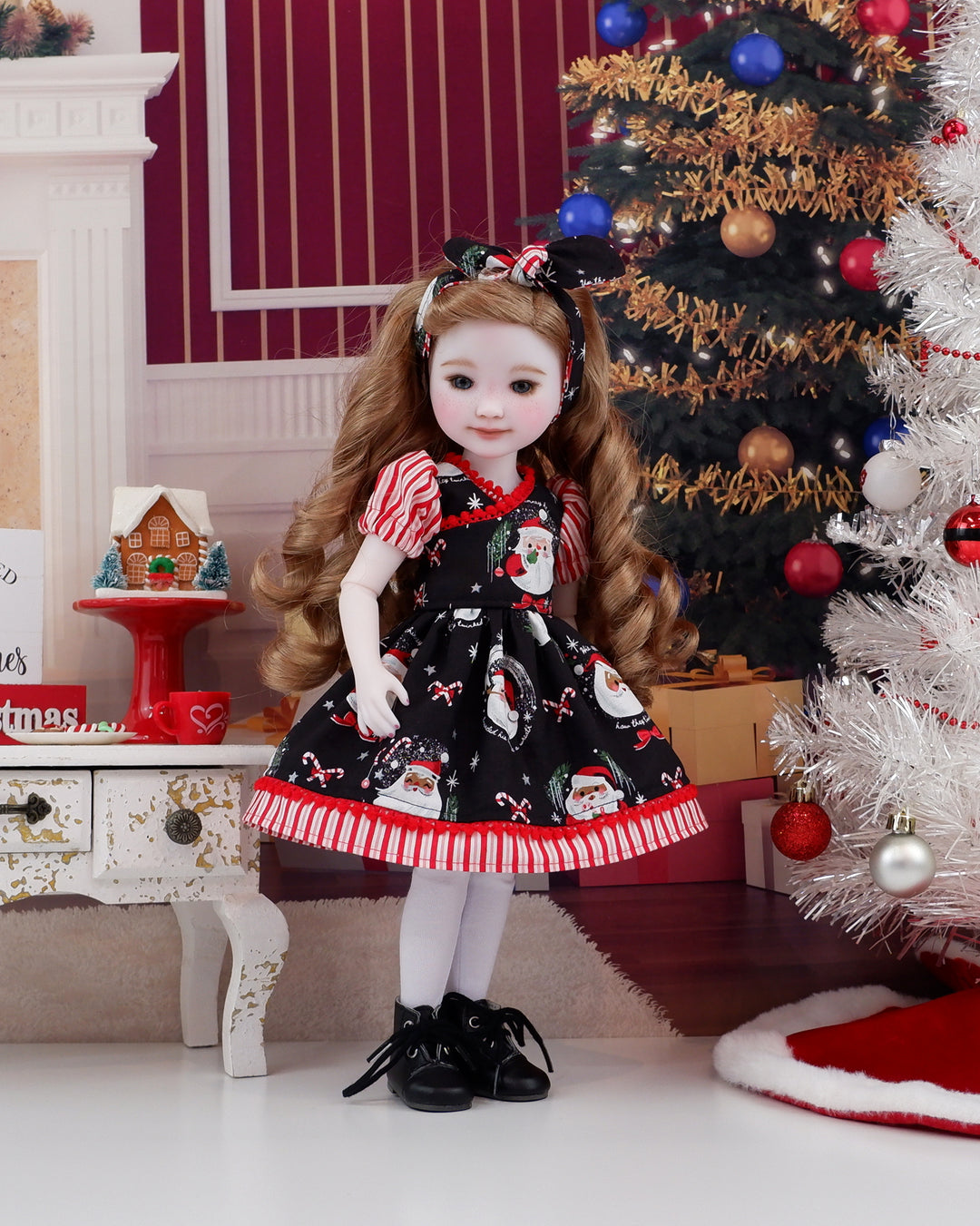 Kris Kringle - dress with boots for Ruby Red Fashion Friends doll