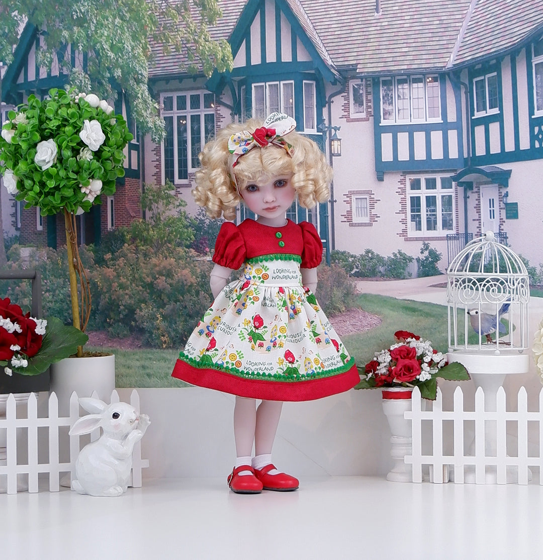Looking for Wonderland - dress and shoes for Ruby Red Fashion Friends doll