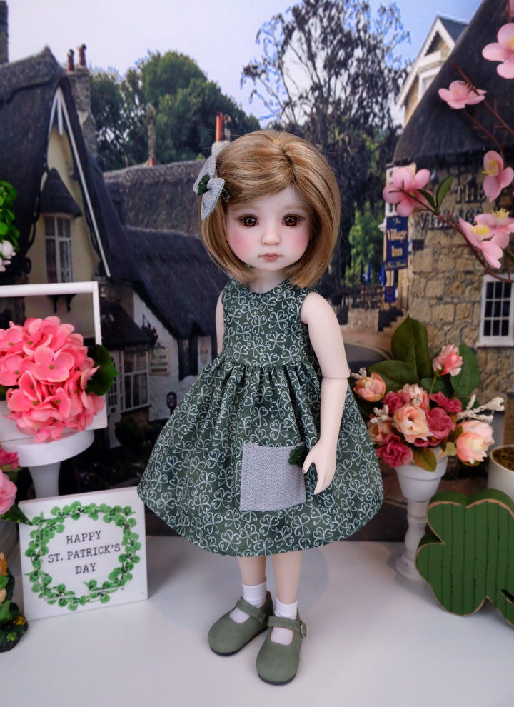 Lucky Trefoil - dress with shoes for Ruby Red Fashion Friends doll