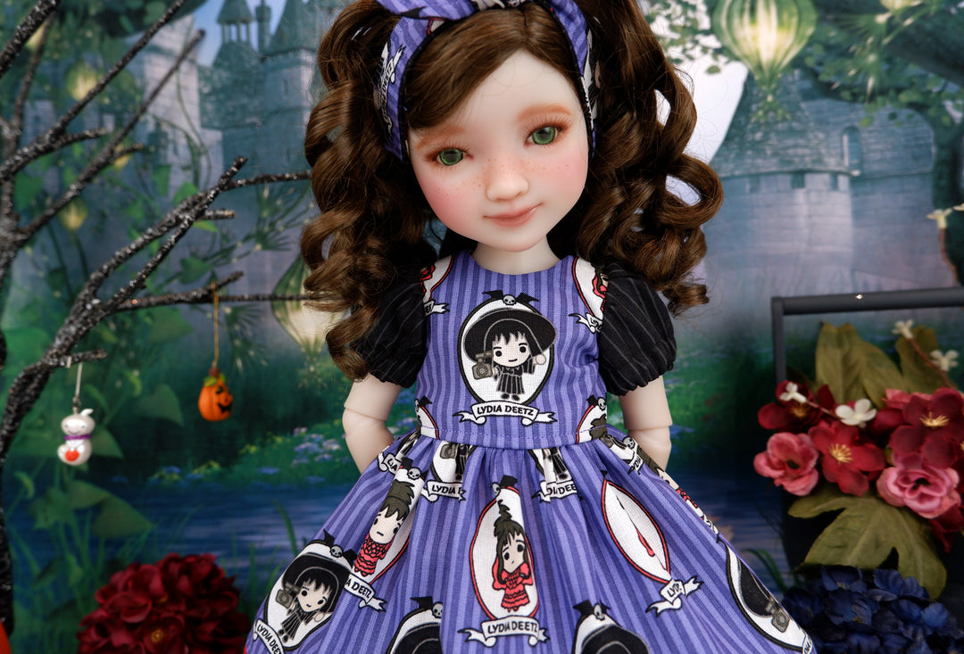 Lydia Deetz - dress and boots for Ruby Red Fashion Friends doll Lydia Deetz - dress and boots for Ruby Red Fashion Friends doll