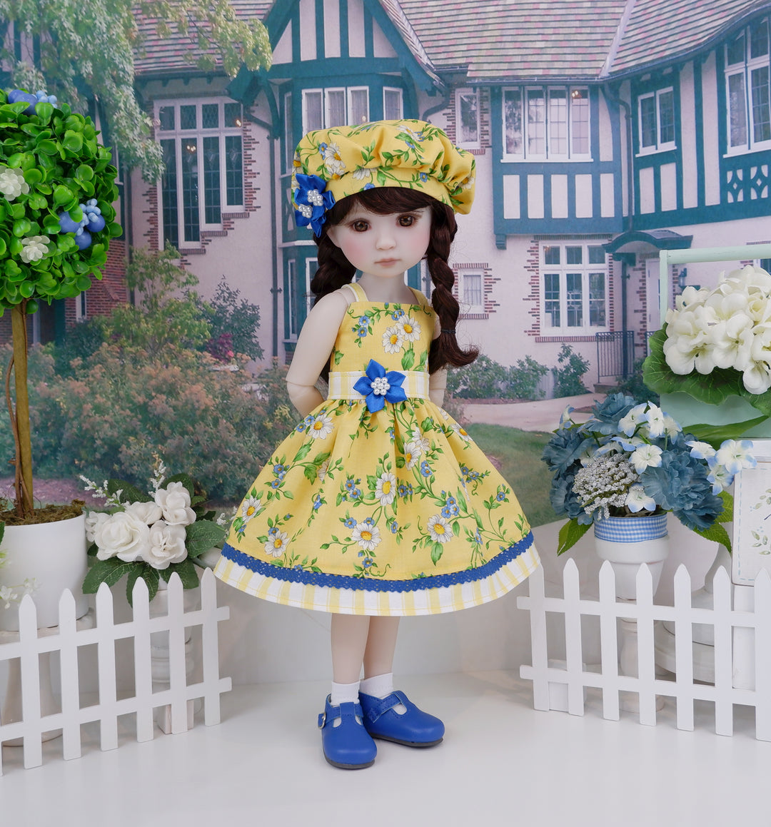 Marguerite Daisy - dress with shoes for Ruby Red Fashion Friends doll