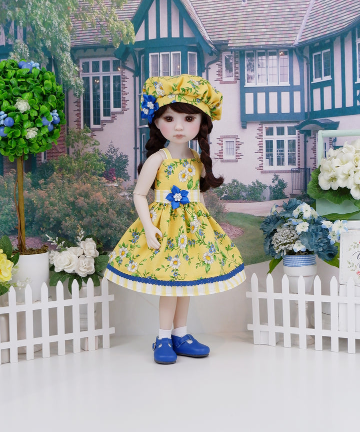 Marguerite Daisy - dress with shoes for Ruby Red Fashion Friends doll