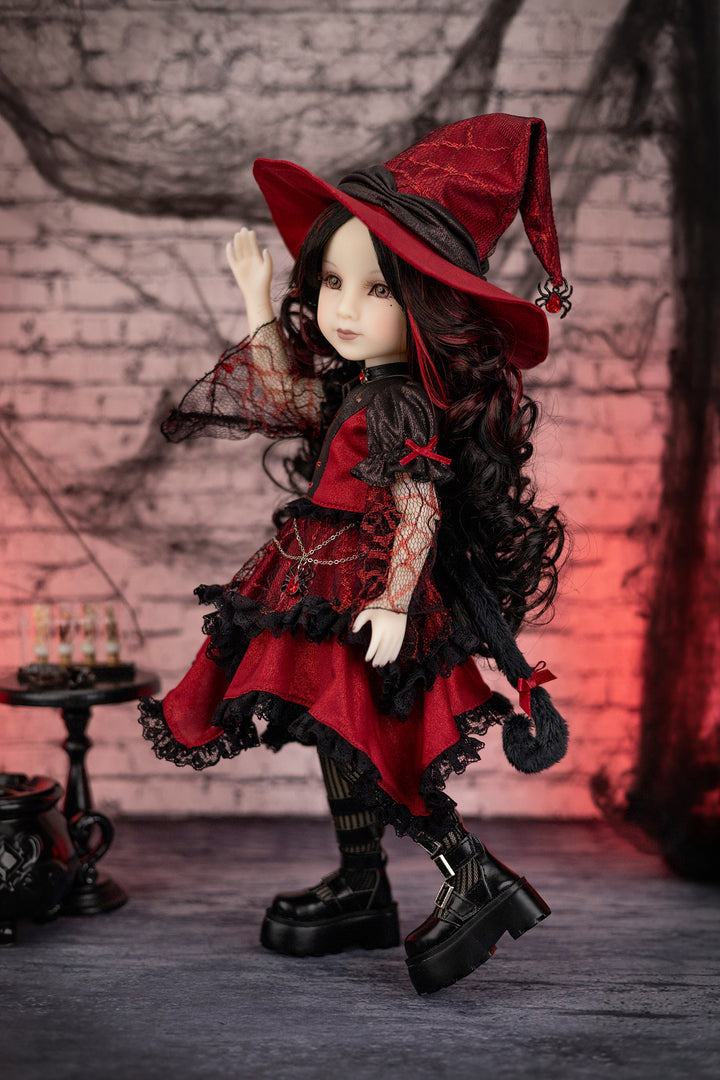 PREORDER 2025 Maxine - Fashion Friends Limited Edition doll