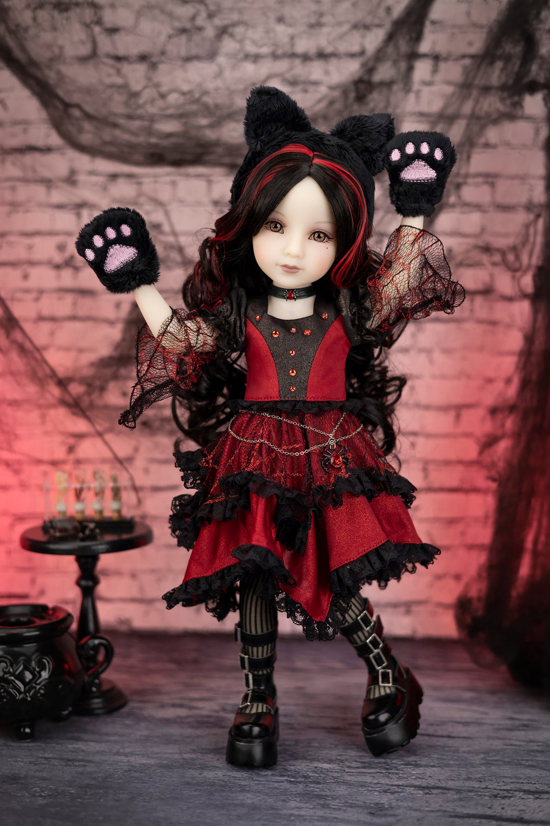PREORDER 2025 Maxine - Fashion Friends Limited Edition doll
