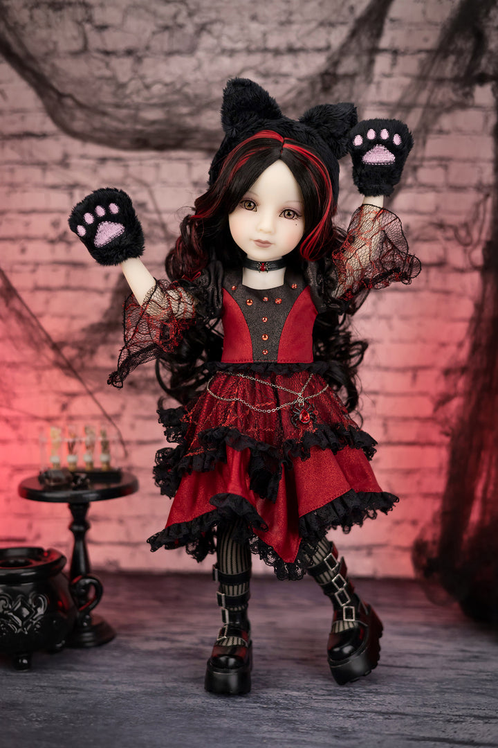 PREORDER 2025 Maxine - Fashion Friends Limited Edition doll