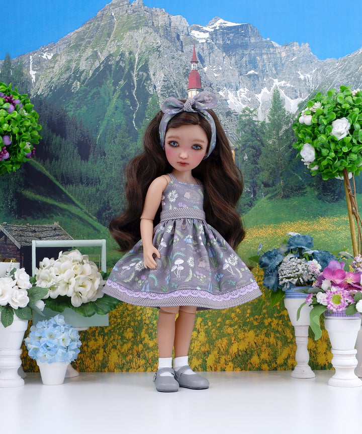 Meadow Hedgehog - dress and shoes for Ruby Red Fashion Friends doll