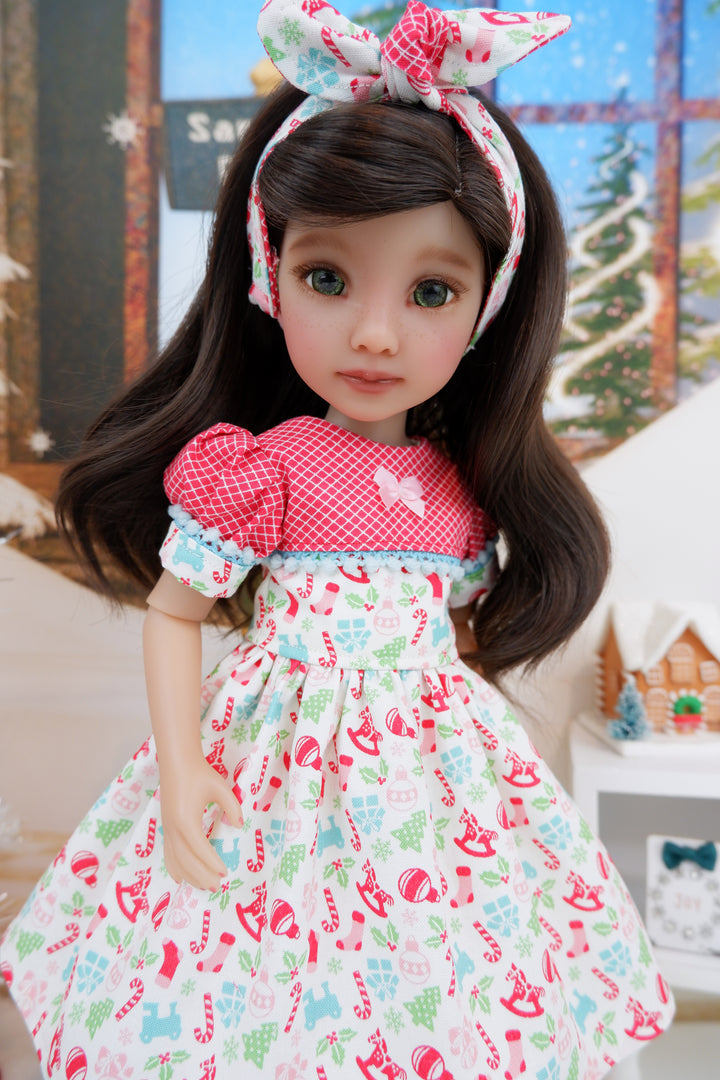 Merry Minis - dress with shoes for Ruby Red Fashion Friends doll