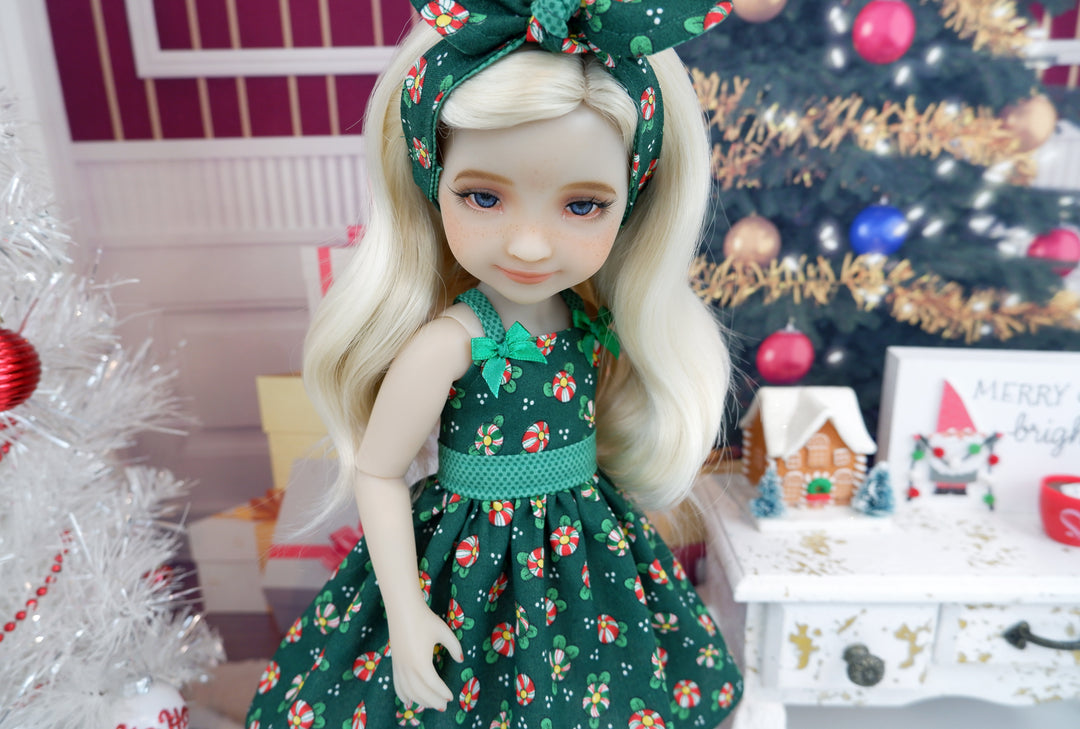 Merry Mints - dress with saddle shoes for Ruby Red Fashion Friends doll