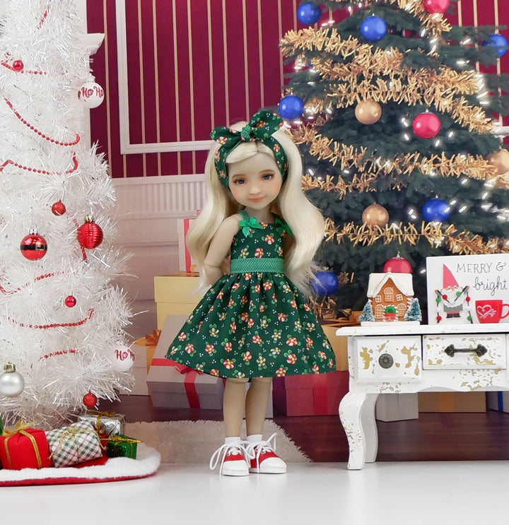 Merry Mints - dress with saddle shoes for Ruby Red Fashion Friends doll