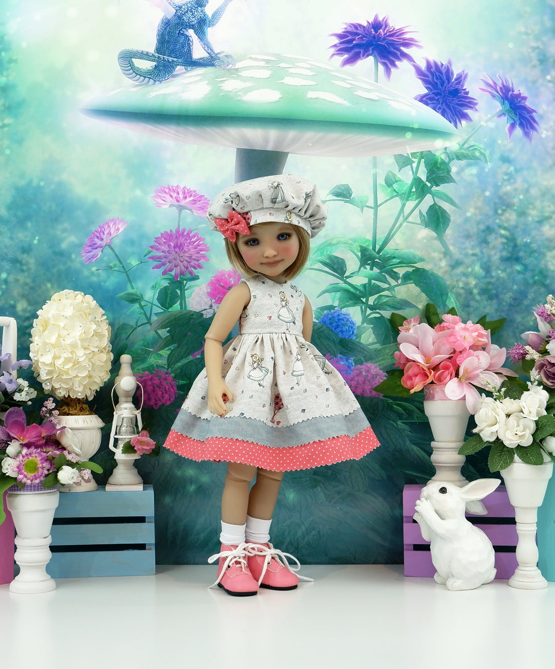 Miniature Alice - dress and boots for Ruby Red Fashion Friends doll