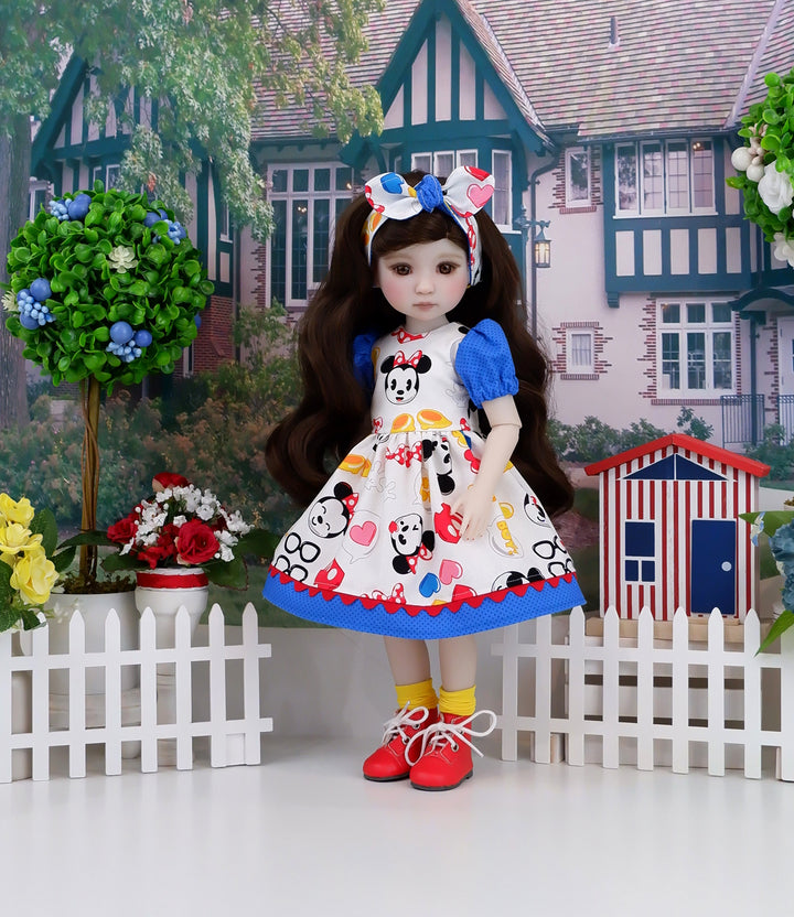 Minnie Icons - dress and boots for Ruby Red Fashion Friends doll