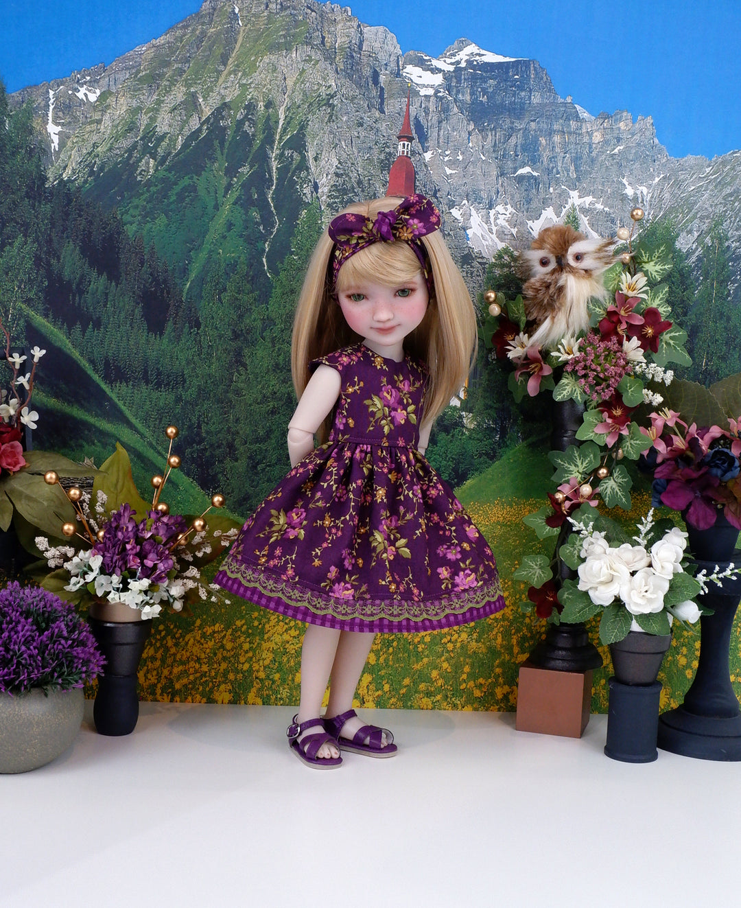 Mountain Briar - dress with sandals for Ruby Red Fashion Friends doll