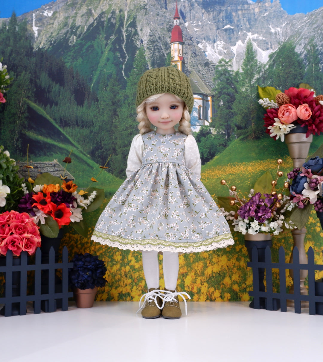 Mountain Wildflowers - dress with boots for Ruby Red Fashion Friends doll