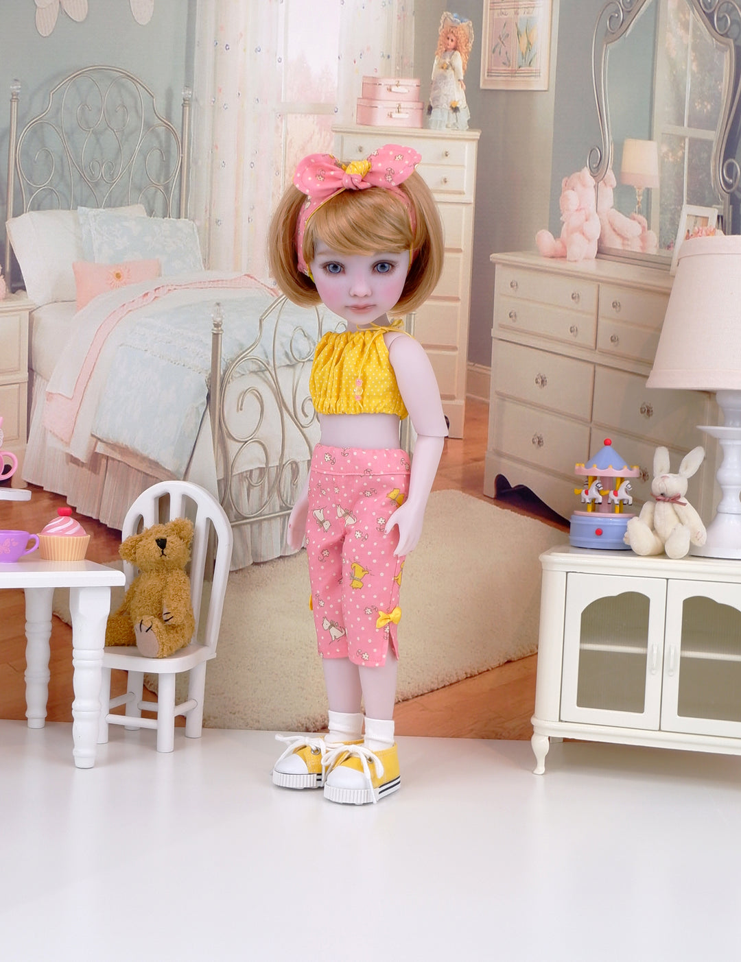 My Westie - crop top & capris with shoes for Ruby Red Fashion Friends doll