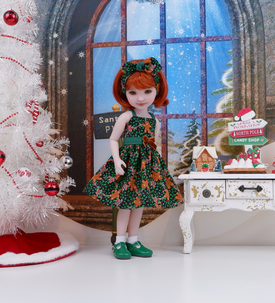 North Pole Gingerbread - dress with shoes for Ruby Red Fashion Friends doll