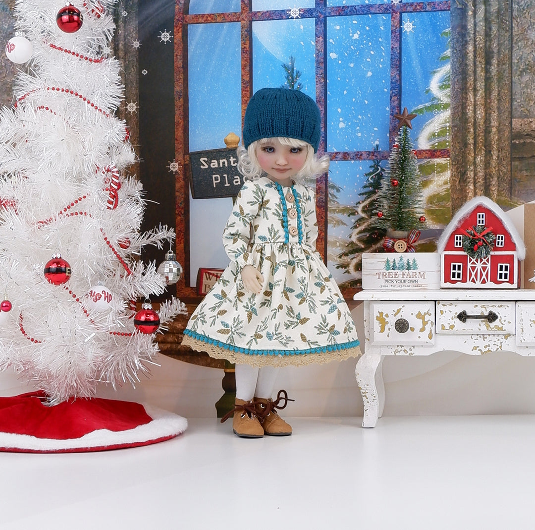 Northern Fir - dress with boots for Ruby Red Fashion Friends doll
