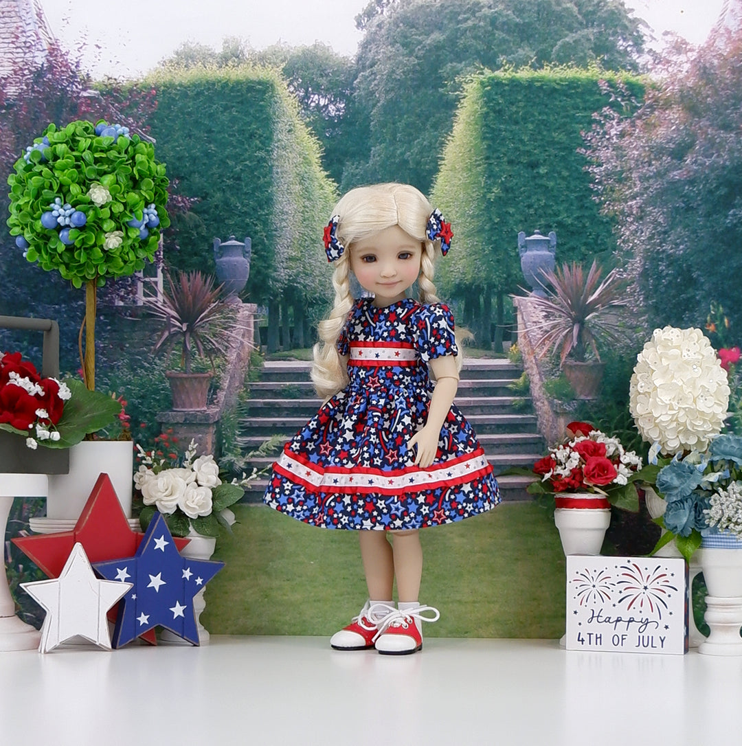 Oh My Stars - dress with saddle shoes for Ruby Red Fashion Friends doll