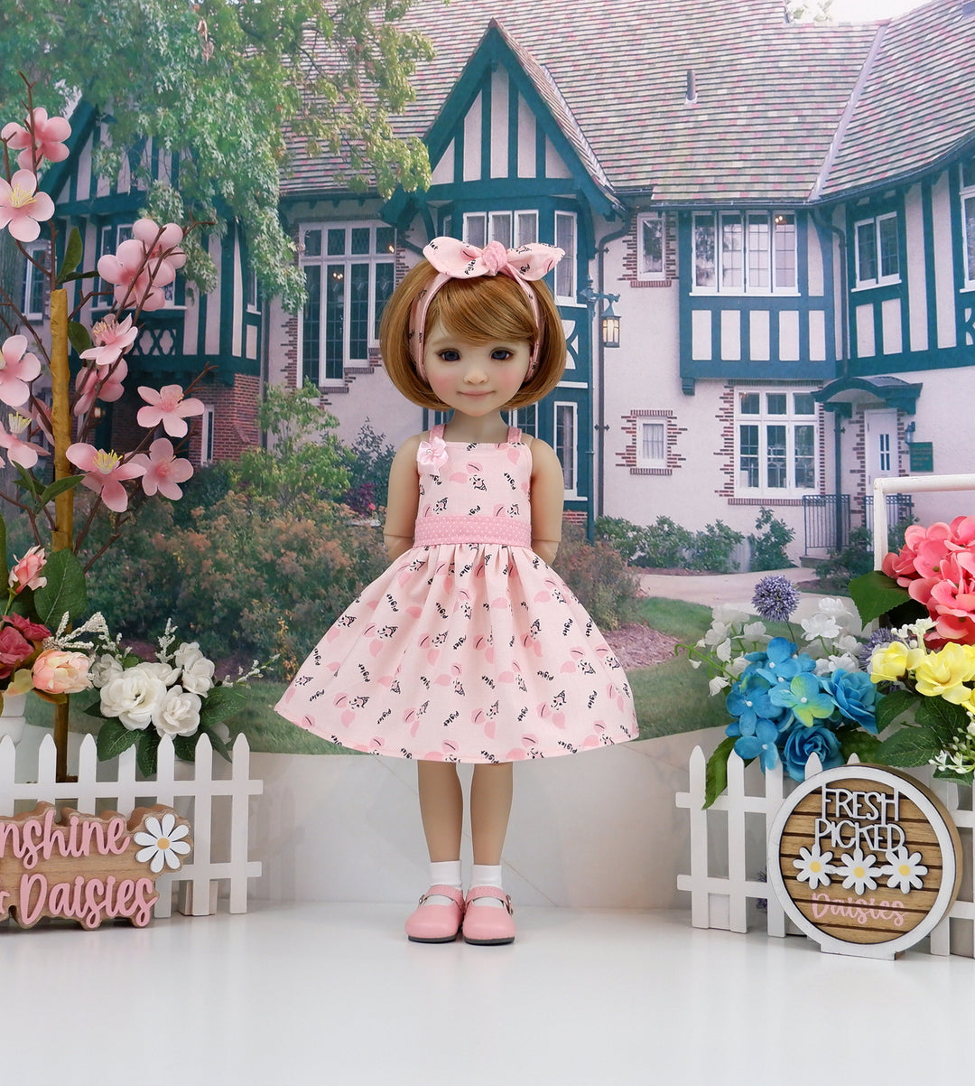 Piglet - dress with shoes for Ruby Red Fashion Friends doll