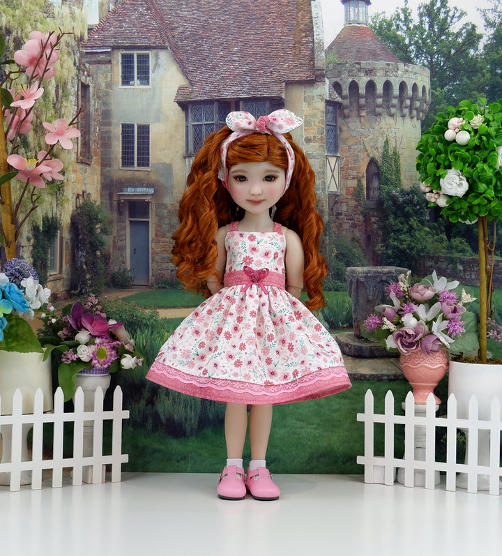 Pink Daisies - dress and shoes for Ruby Red Fashion Friends doll