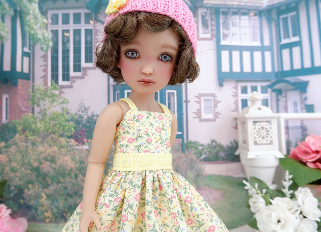 Pink Glories - dress, sweater with shoes for Ruby Red Fashion Friends doll