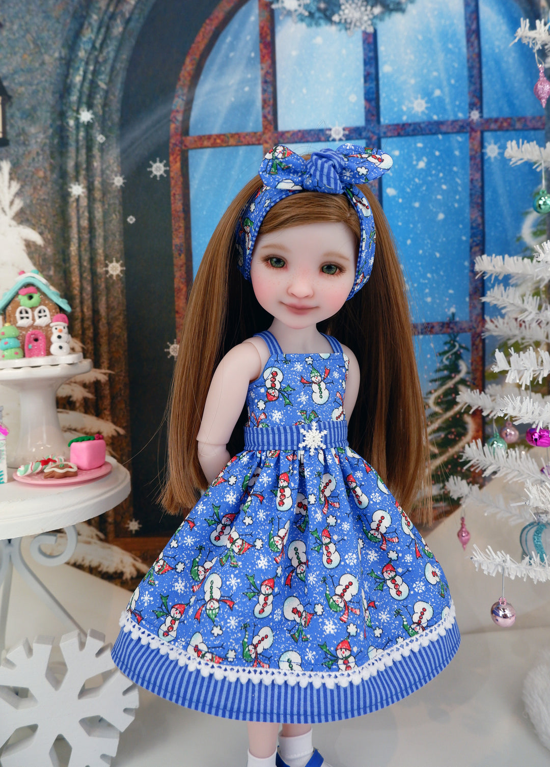 Playful Snowman - dress with shoes for Ruby Red Fashion Friends doll