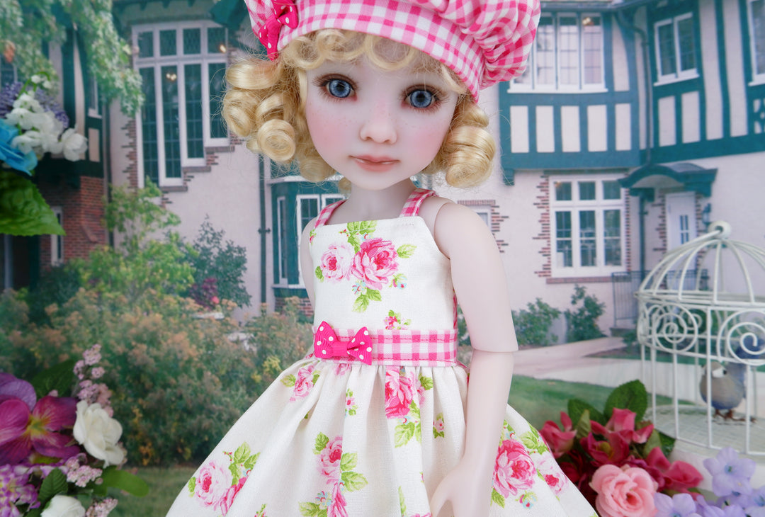 Pretty Little Lady - dress and shoes for Ruby Red Fashion Friends doll