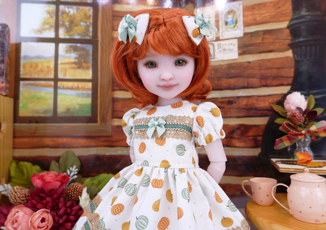 Pretty Little Pumpkin - dress with shoes for Ruby Red Fashion Friends doll