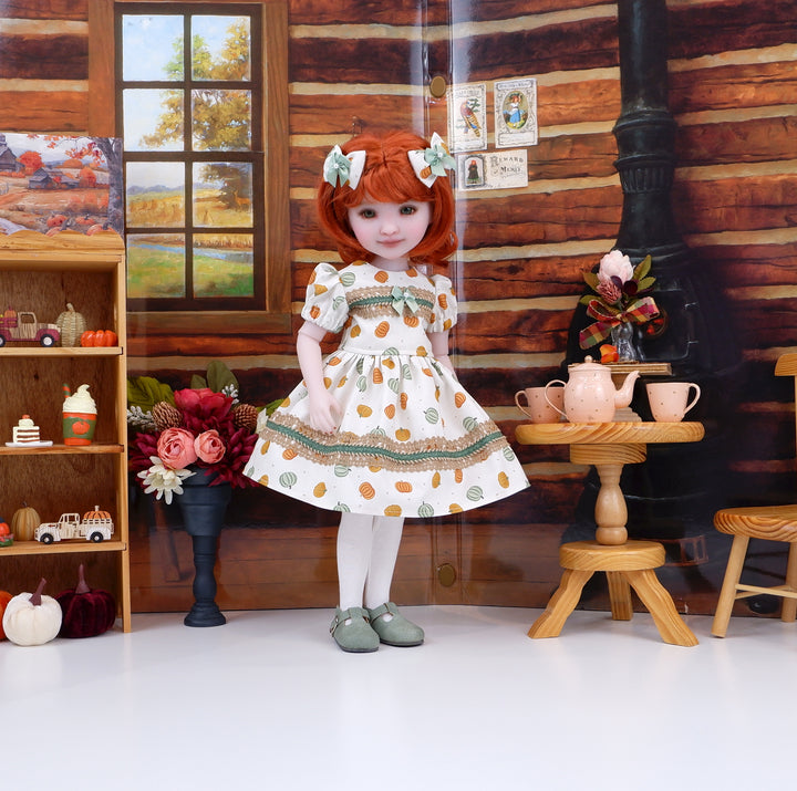 Pretty Little Pumpkin - dress with shoes for Ruby Red Fashion Friends doll