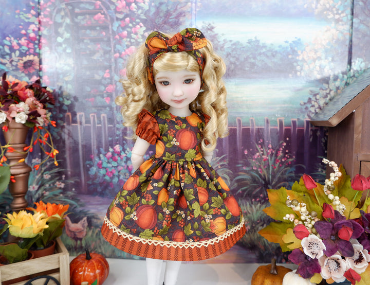 Pumpkin Berries - dress and shoes for Ruby Red Fashion Friends doll