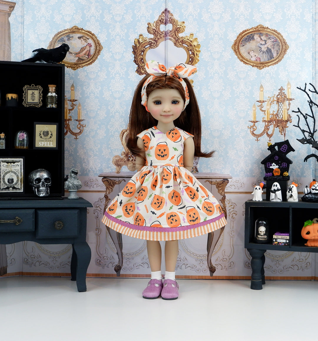 Pumpkin Bucket - dress with shoes for Ruby Red Fashion Friends doll