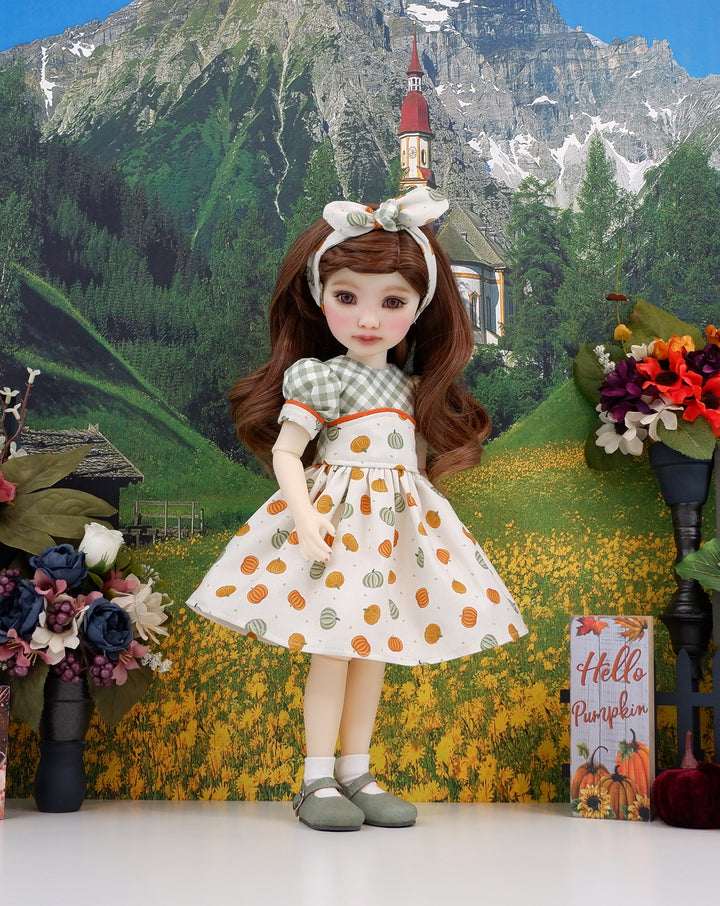 Pumpkin Country - dress and shoes for Ruby Red Fashion Friends doll