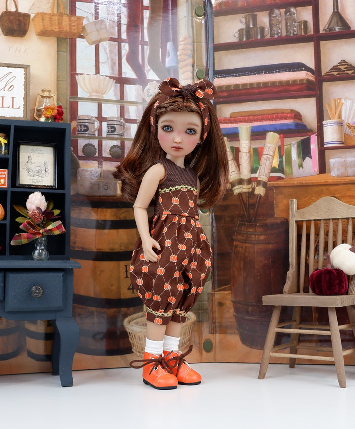 Pumpkin Grove - romper with boots for Ruby Red Fashion Friends doll