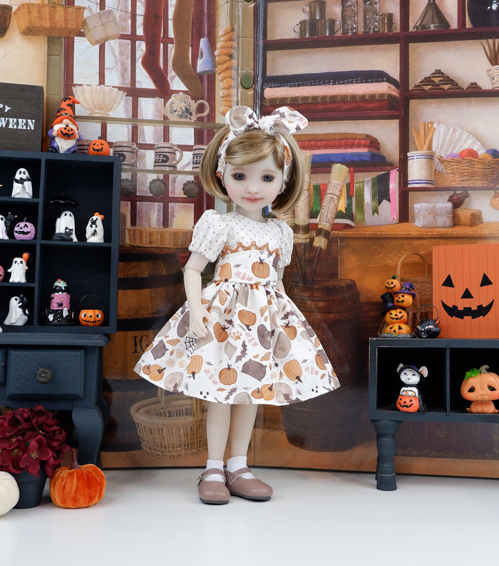 Pumpkins & Cauldrons - dress with shoes for Ruby Red Fashion Friends doll