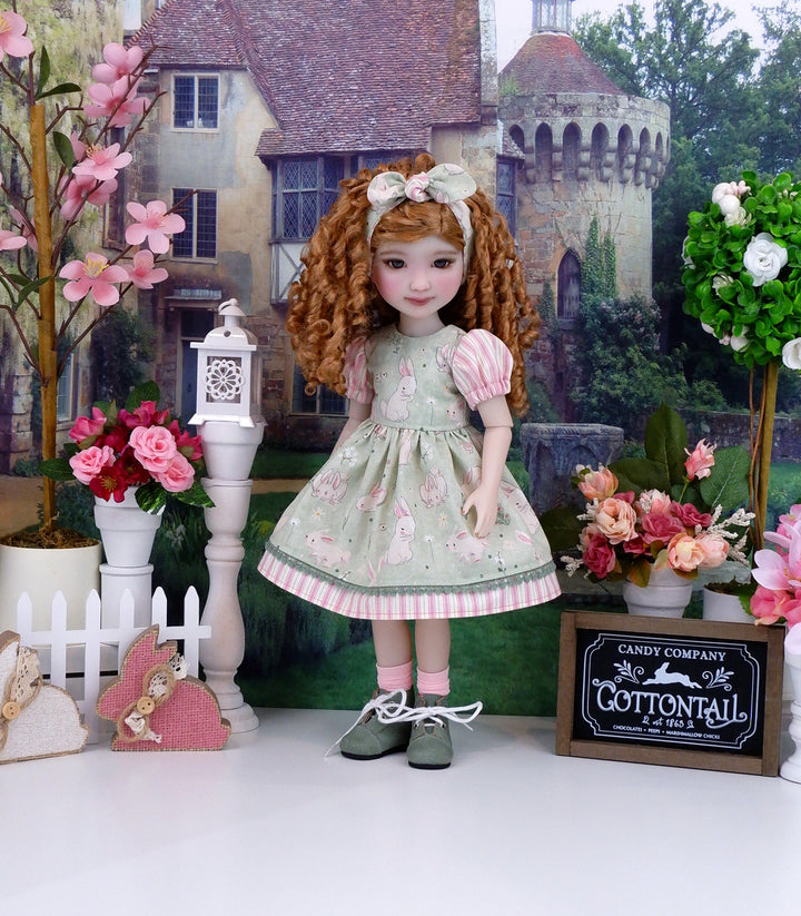 Rabbit Meadow - dress and boots for Ruby Red Fashion Friends doll